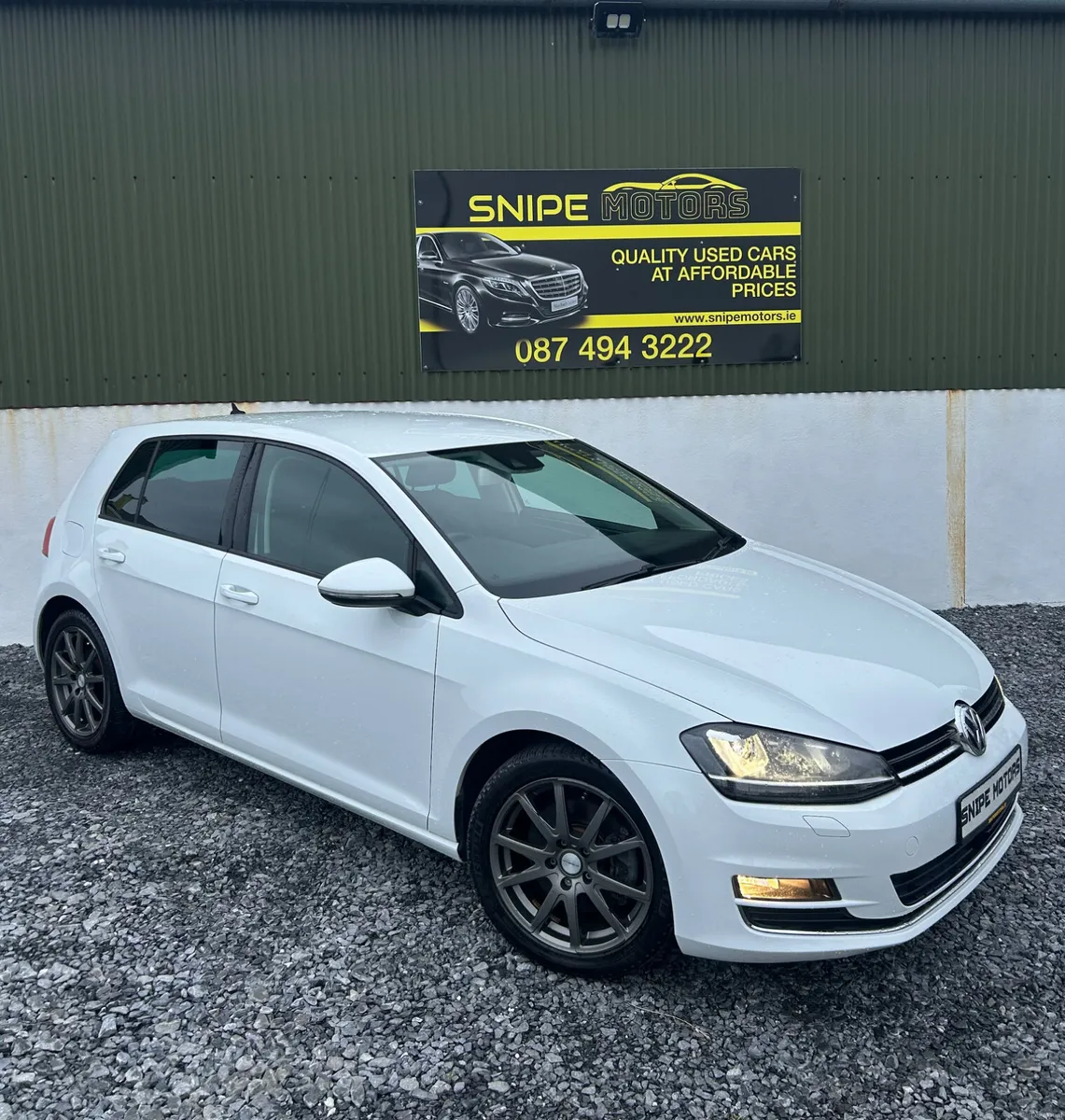 VOLKSWAGEN GOLF 2017 1.4TSI HIGHLINE PETROL AUTO - Image 1