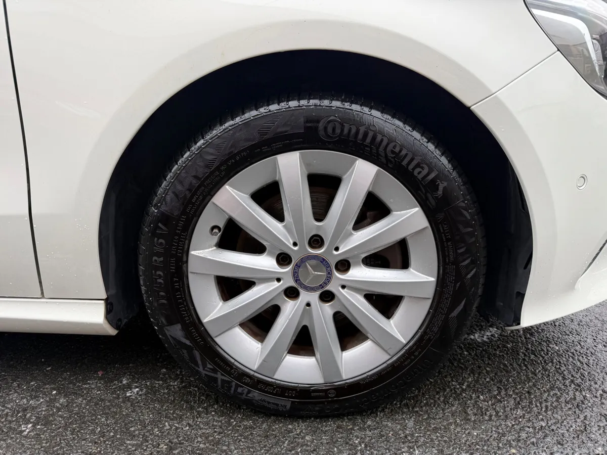 2016 Mercedes-Benz 1.6L Petrol Automatic - Image 4