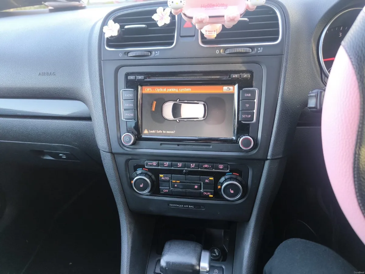 Volkswagen Golf 2010 - Image 3