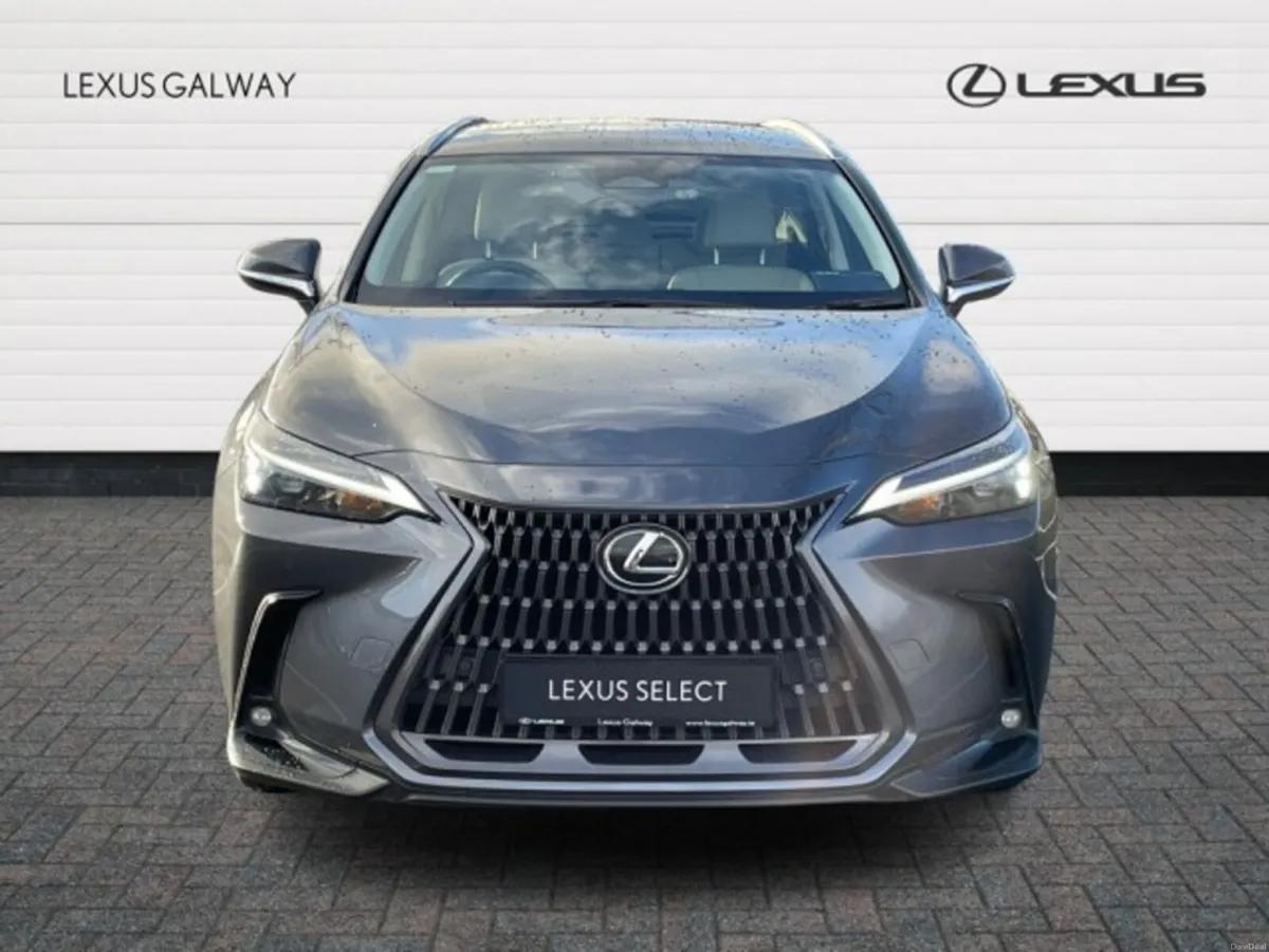 Lexus NX NX 450h+ Executive AWD Plug In Hybrid // - Image 4