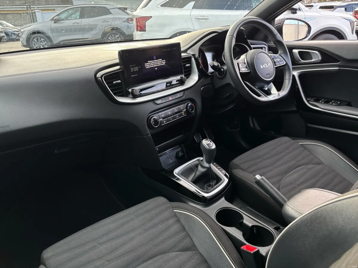 Kia Ceed 1.6 D MHEV GTL MY23 5 - Image 4