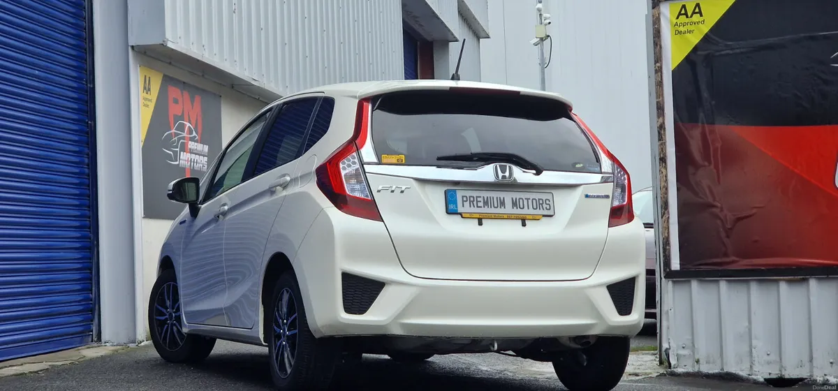 Honda Fit Hybrid Automatic AA Approved - Image 4