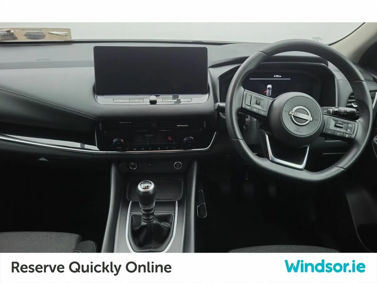 Nissan Qashqai 1.3 PET MILD HYBRID SV PREMIUM - Image 3