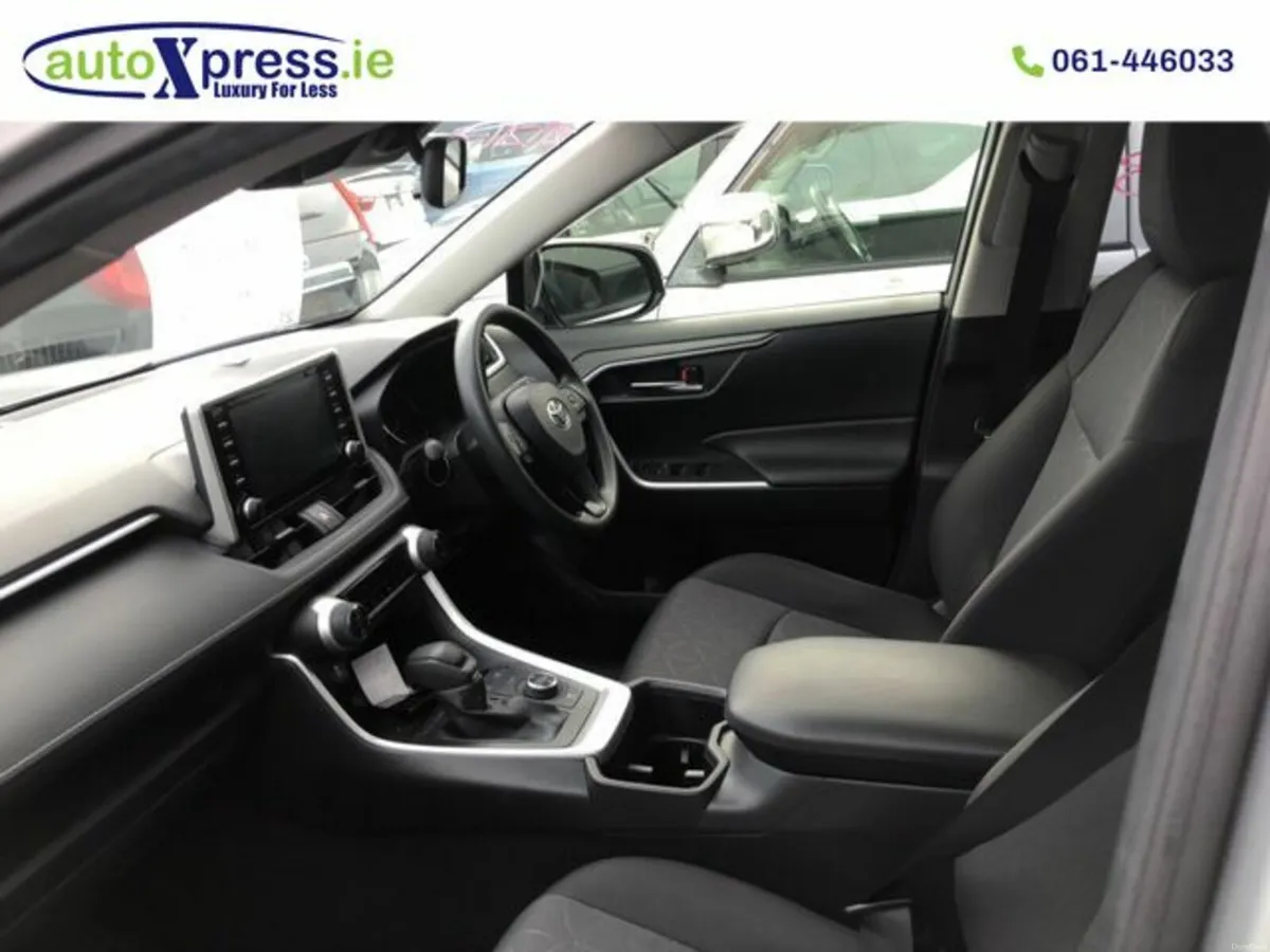 Toyota RAV4 HYBRID X 4WD Automatic - Image 4