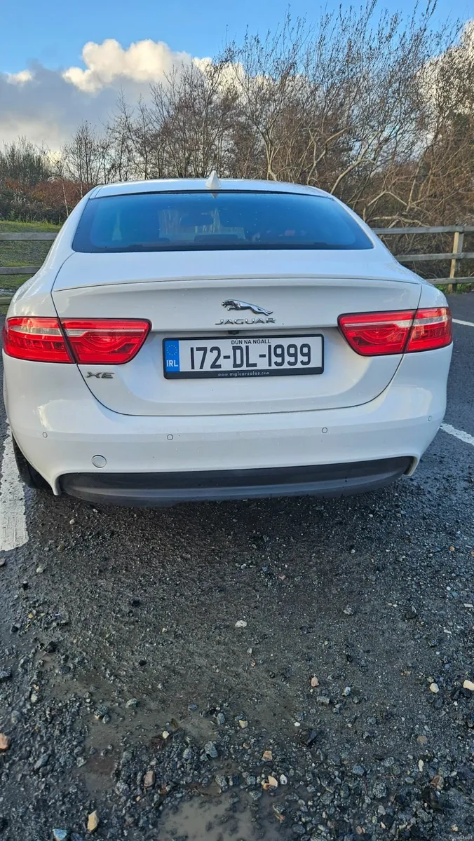 Jaguar XE 2017 Automatic - Image 2