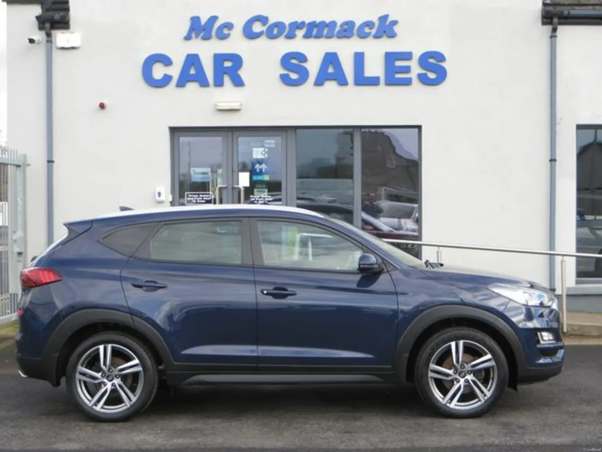 Hyundai Tucson Executive 5DR - Image 2