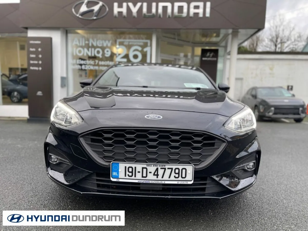 Ford Focus 1.0 St-line Ecoboost 125PS 5DR - Image 2