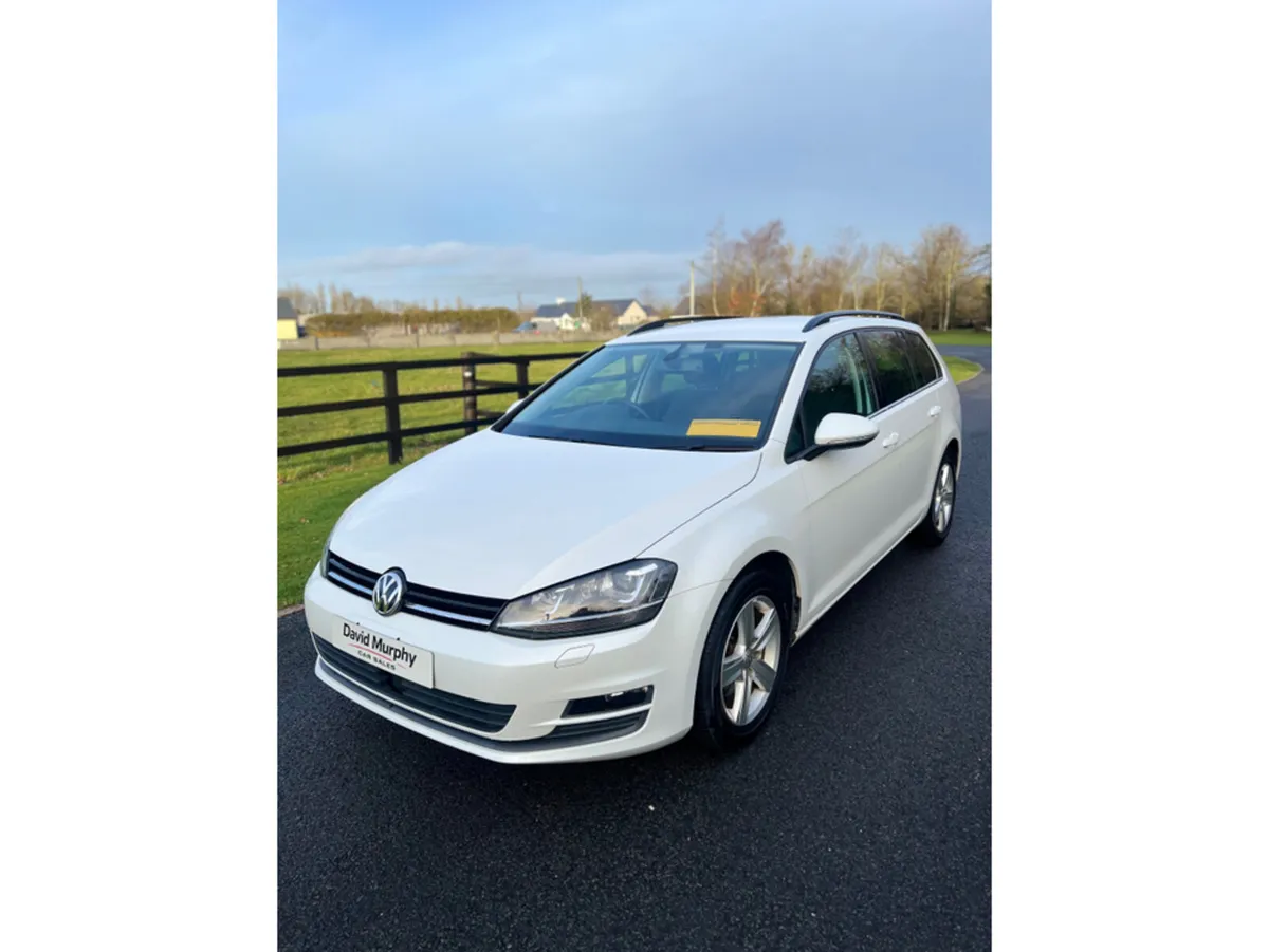 Volkswagen Golf Estate comfort line premium - Image 2