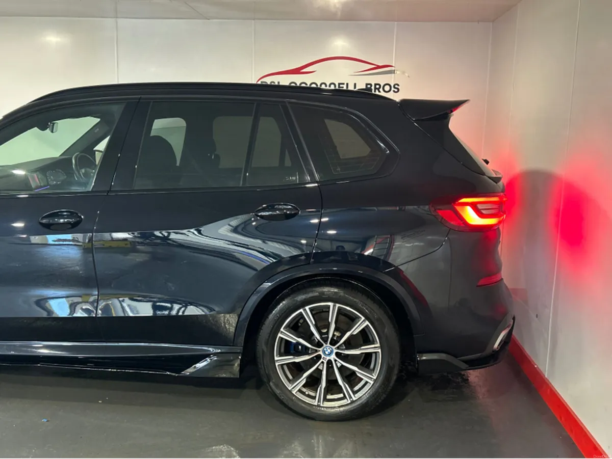 BMW X5 XDRIVE45E M SPORT AUTO - Image 4