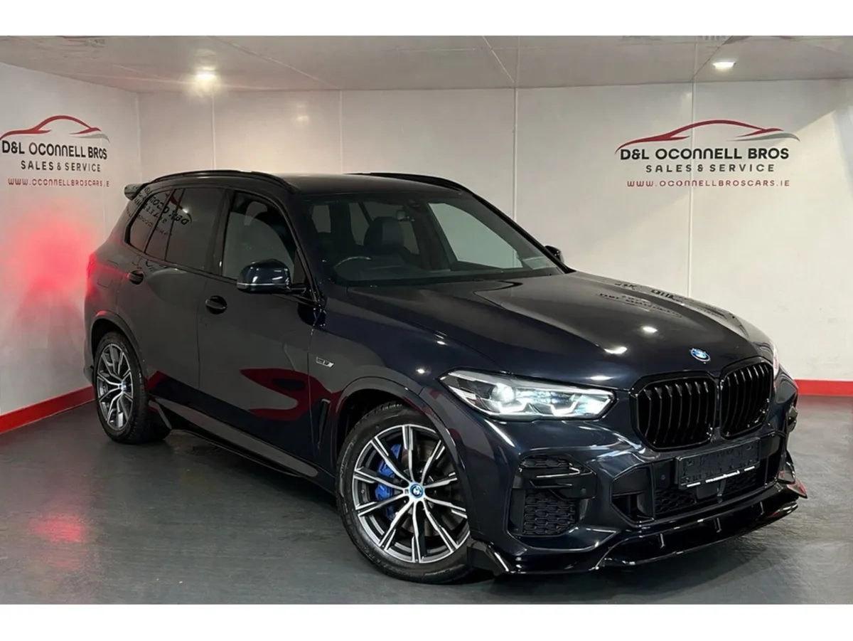 BMW X5 XDRIVE45E M SPORT AUTO - Image 1