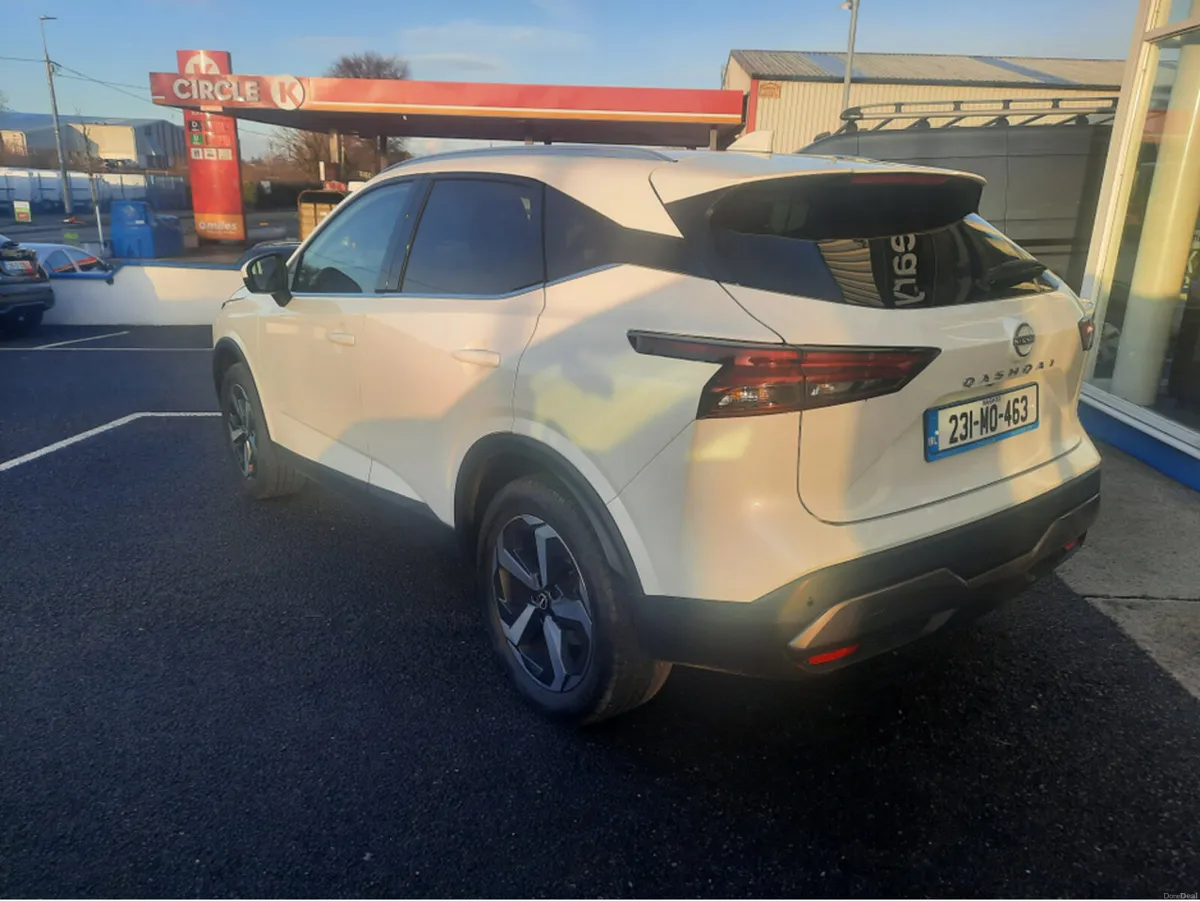 Nissan Qashqai QQ 1.3 HYB SV PREMIUM GR RR MY2 4 - Image 3