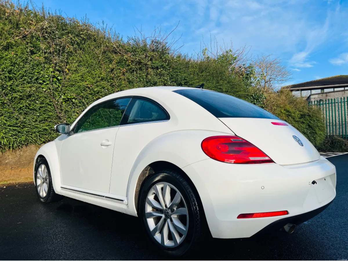 Volkswagen Beetle 1.2L PETROL // AUTOMATIC - Image 4