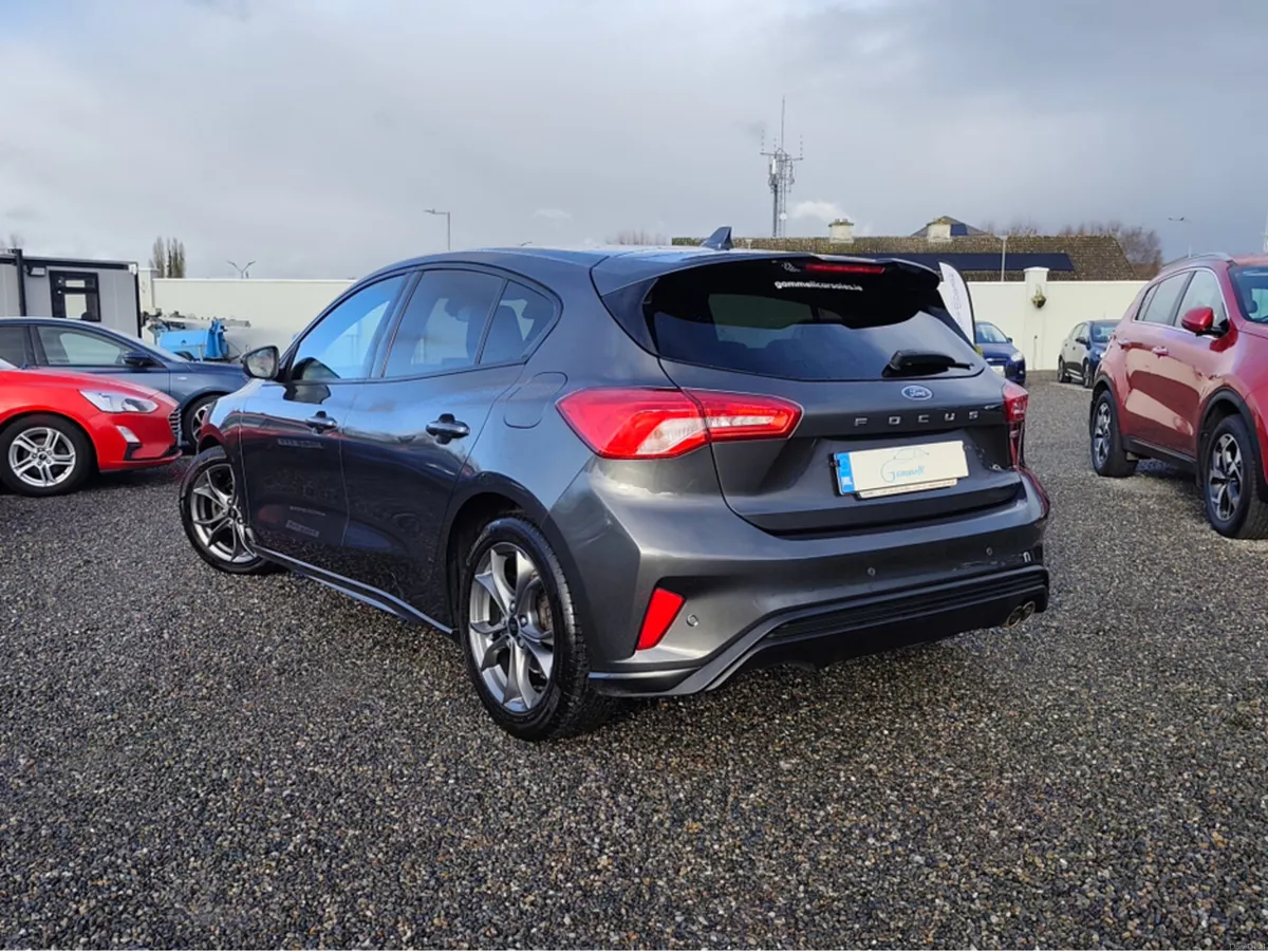 Ford Focus ST-LINE TDCI - Image 4
