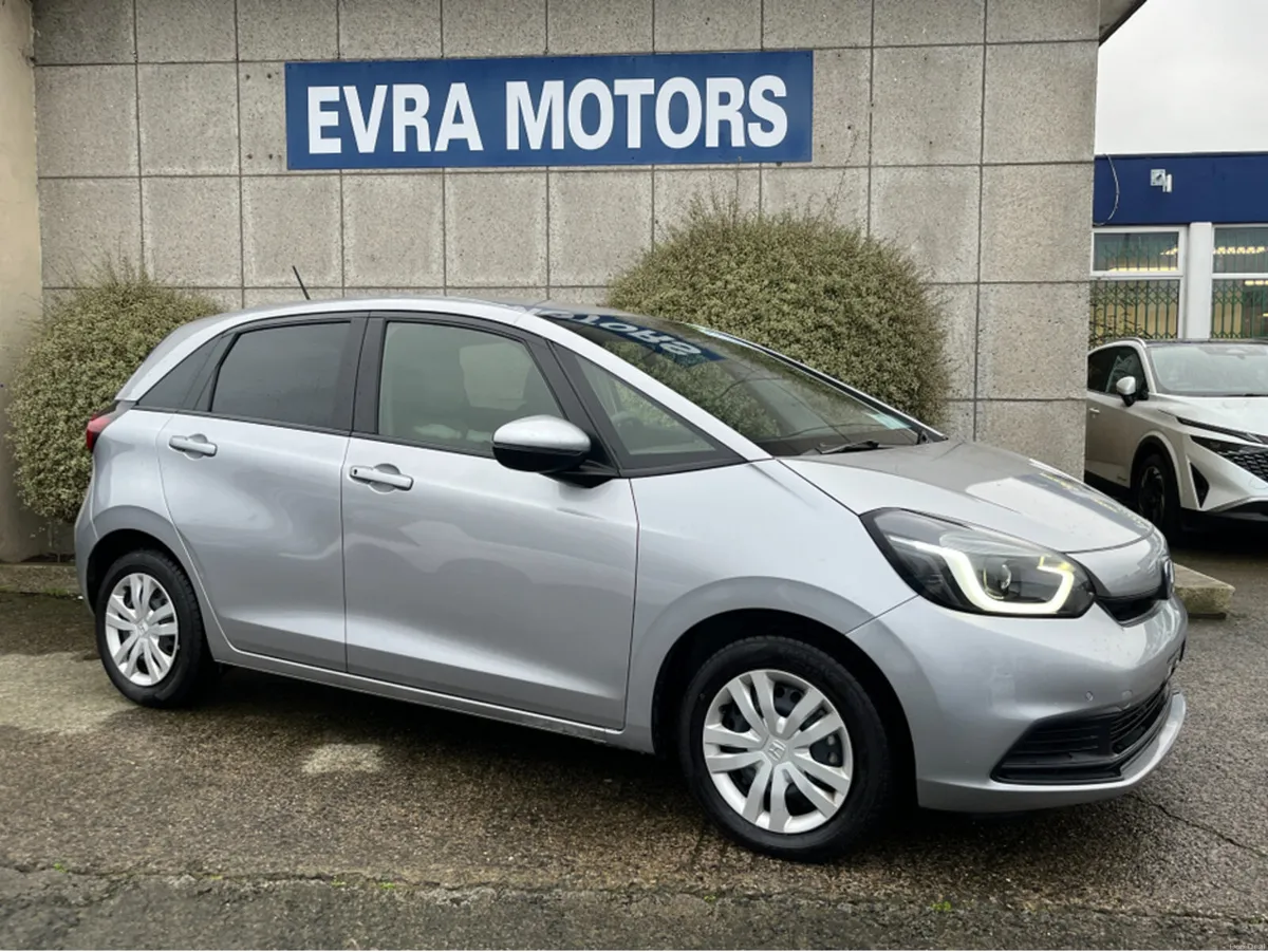 Honda Fit E:HEV AUTOMATIC HYBRID 1.5 PETROL //ADAP - Image 4