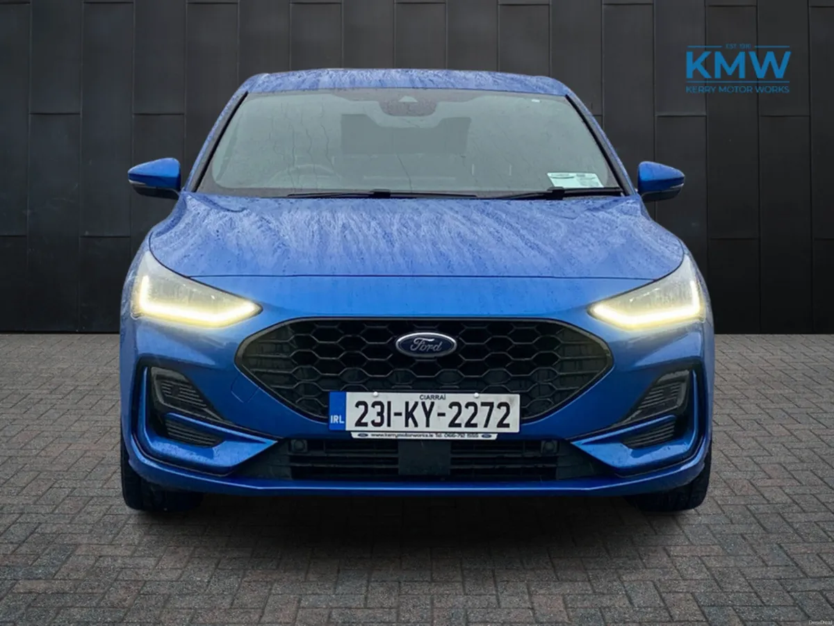 Ford Focus ST-LINE X 1.0 125BHP... Full leather - Image 3