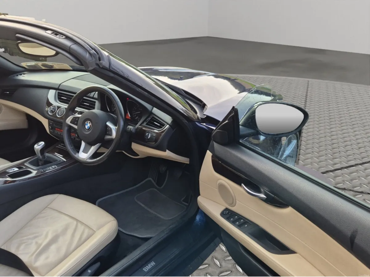 BMW Z4 *** 2.3i S DRIVE *** BLUE MET / CREAM LEATH - Image 4