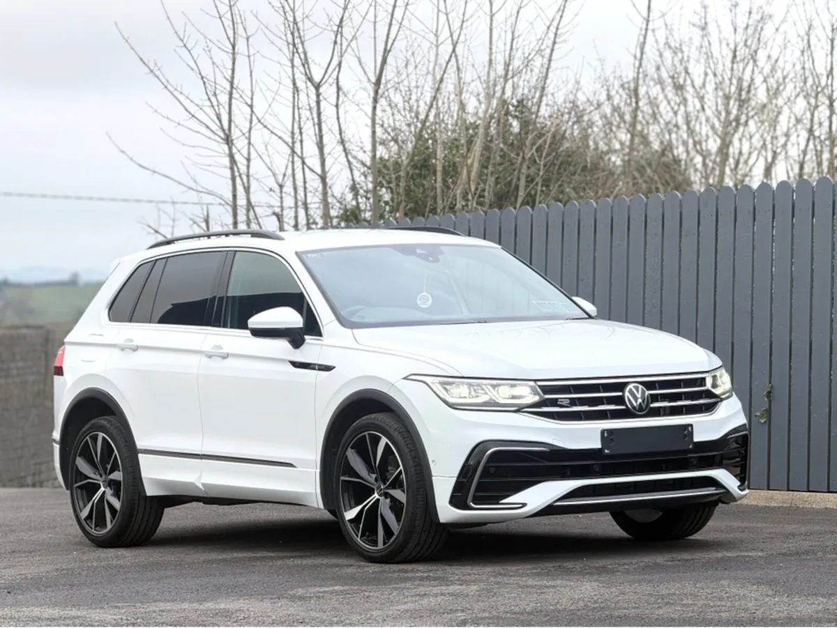 Volkswagen Tiguan R-LINE - MASSIVE SPEC - Image 3
