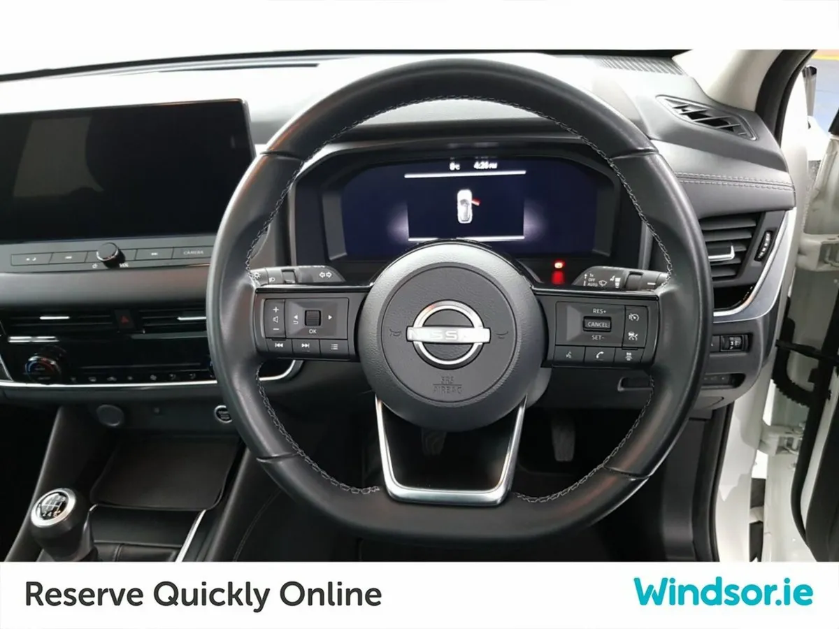 Nissan Qashqai 1.3 PET MILD HYBRID SV PREMIUM - Image 4