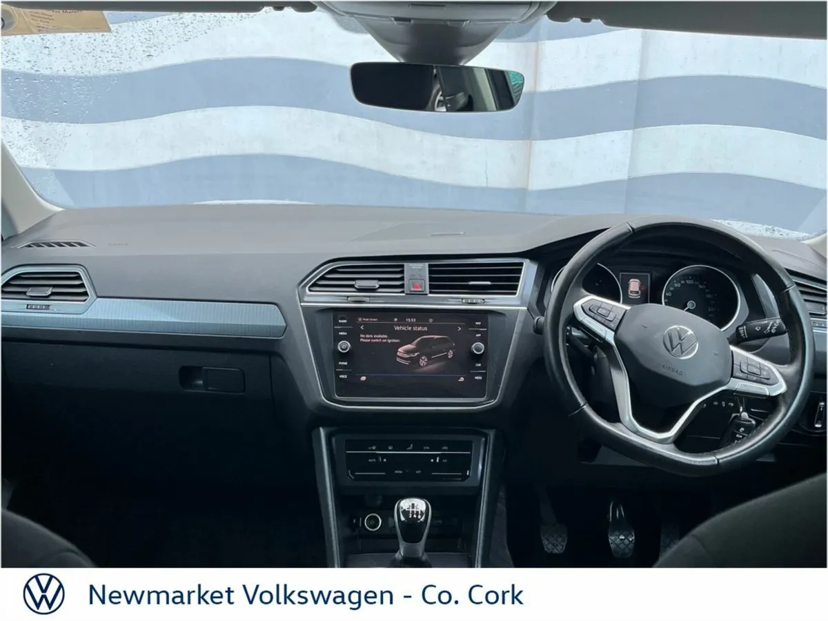 Volkswagen Tiguan 2.0TDI 122BHP LIFE 6 SPEED REVER - Image 2