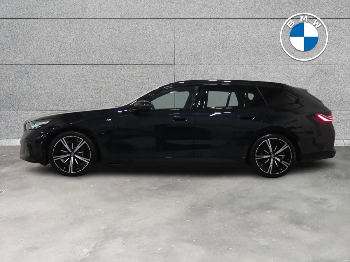 BMW 5-Series 530 E M Sport Auto  530 e M Sport  53 - Image 4