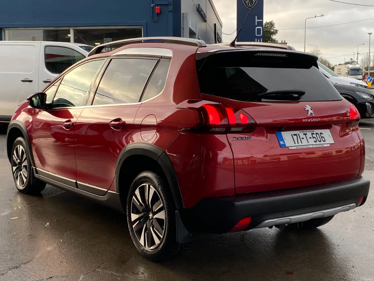 Peugeot 2008 1.6 Blue Hdi 120bhp Allure S/S SRF - Image 3