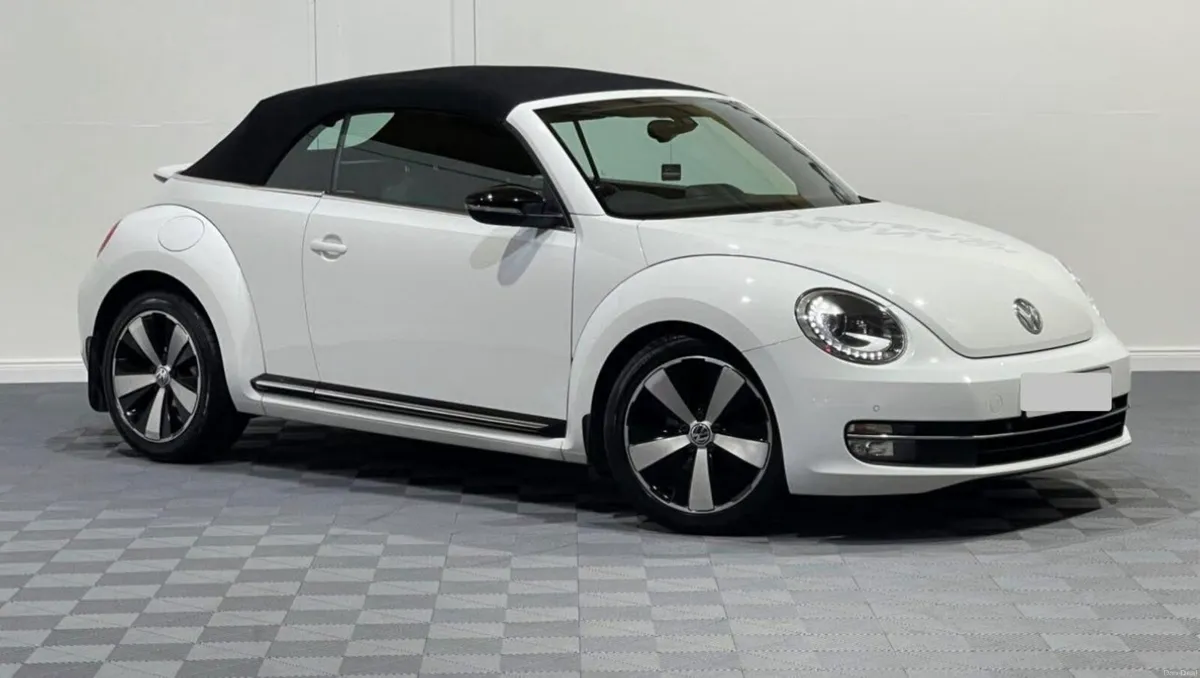 Volkswagen Beetle Convertible 2.0tdi Sport - Image 1