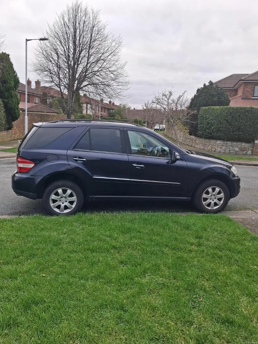 Mercedes-Benz M-Class 2007 - Image 3