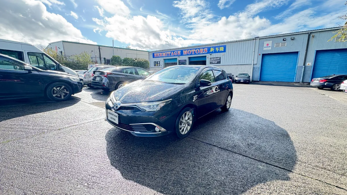Toyota Auris 1.8 Hybrid 2016 - Image 3