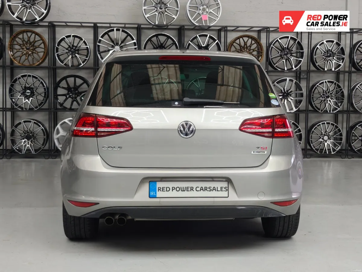 2017 VOLKSWAGEN GOLF AUTO//LOW KMS - Image 3