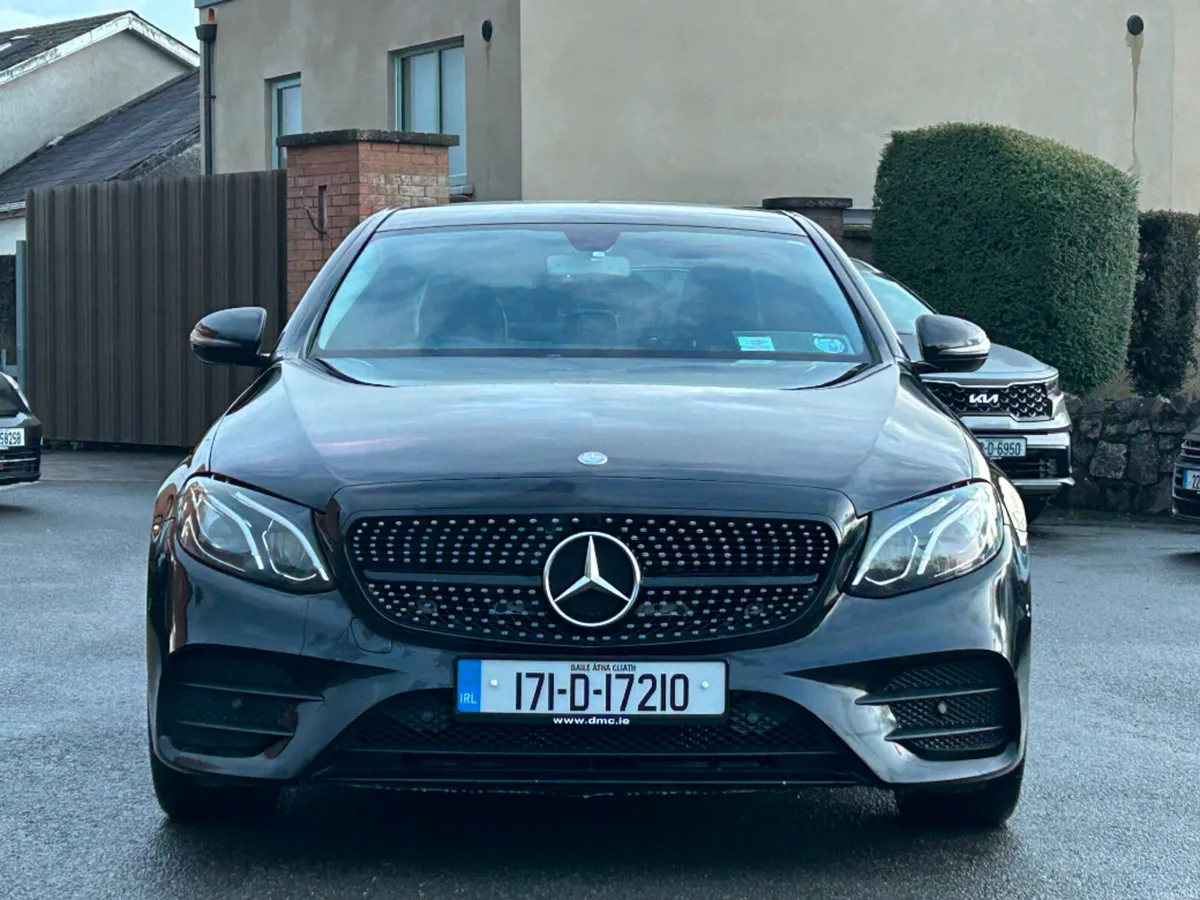 Mercedes-Benz E-Class E220D AVANTGARDE AUTO *LOW K - Image 2