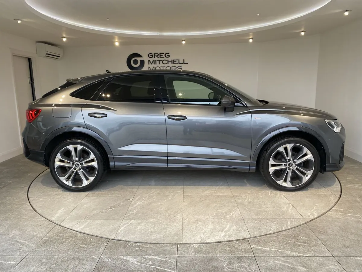 Audi Q3 2022 - Image 4