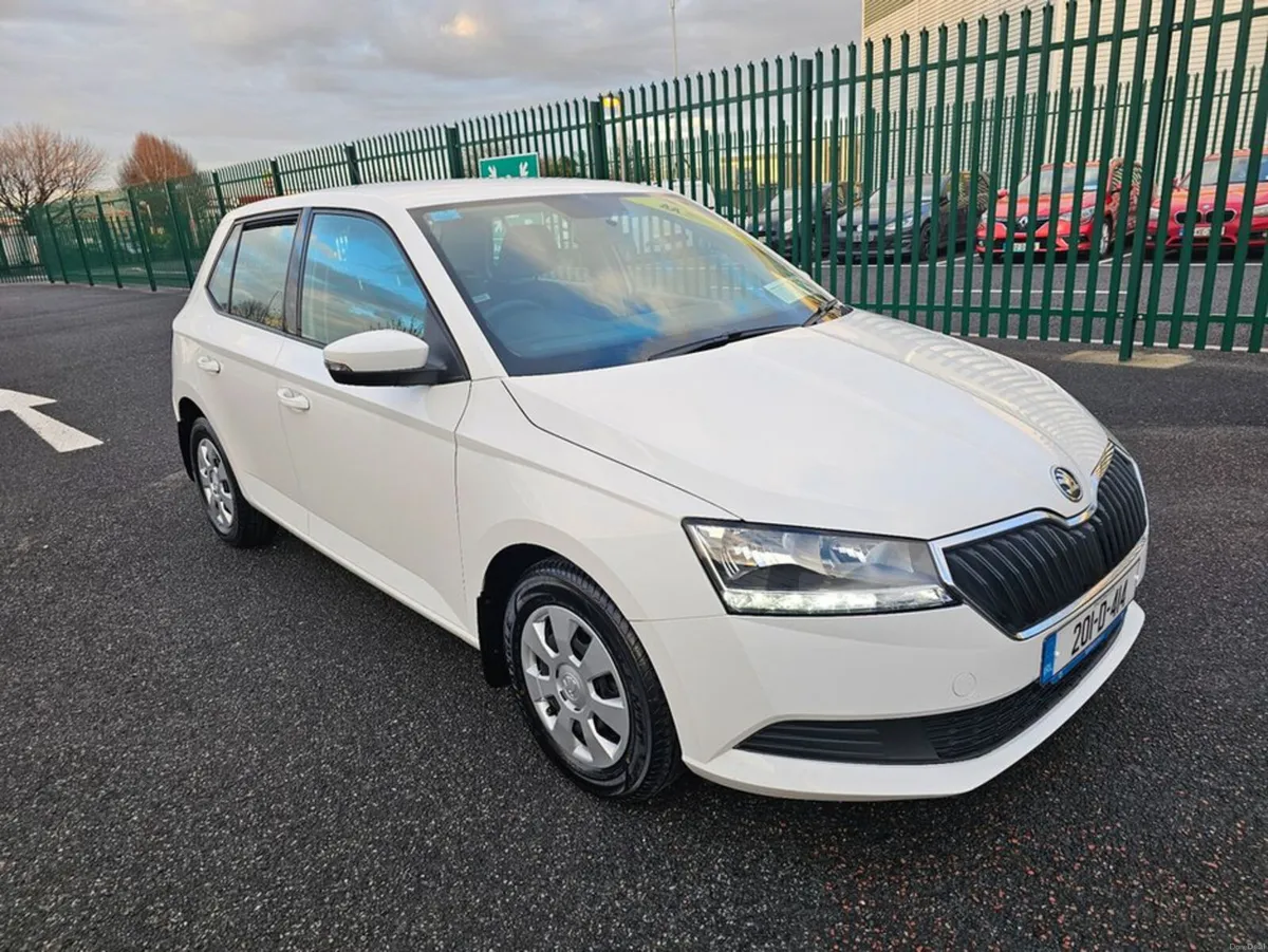 Skoda Fabia 1.0 PETROL, ACTIVE MODEL, LOW MILES, N - Image 4