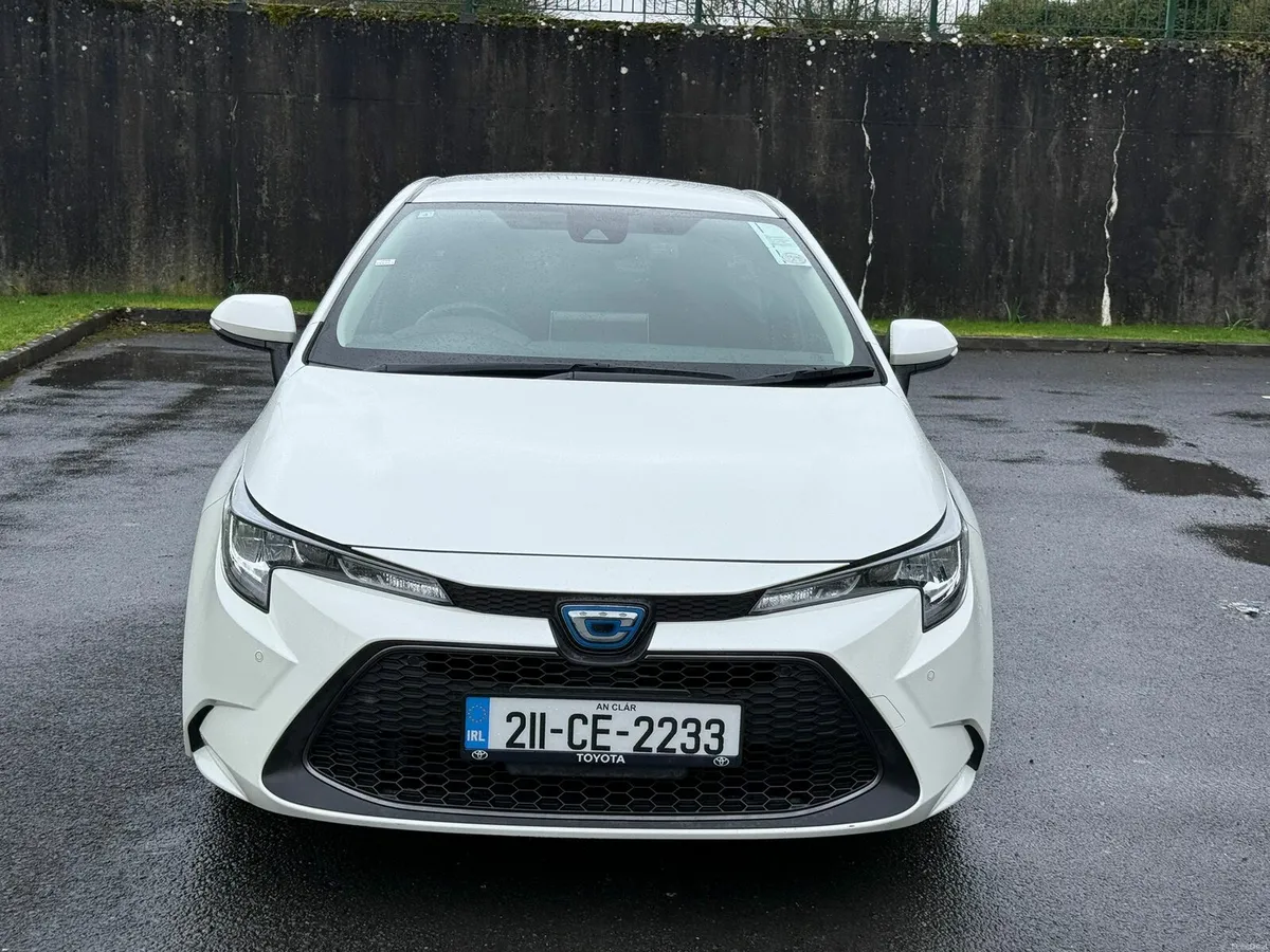 Toyota Corolla Hybrid 2021 - Image 1