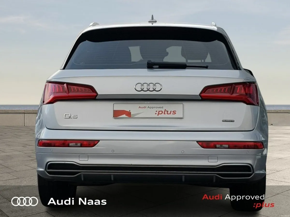 Audi Q5 50 TFSI E 299HP S LINE Q - Image 5