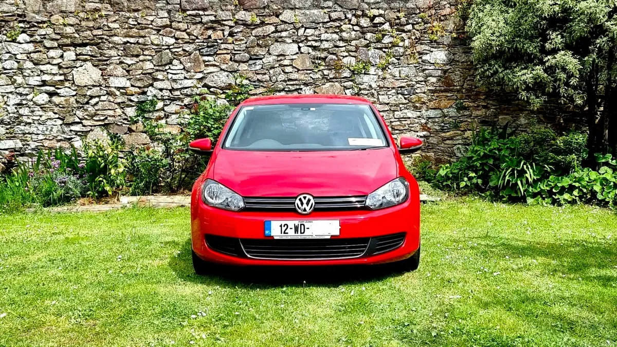 Volkswagen Golf 2012 - Image 1