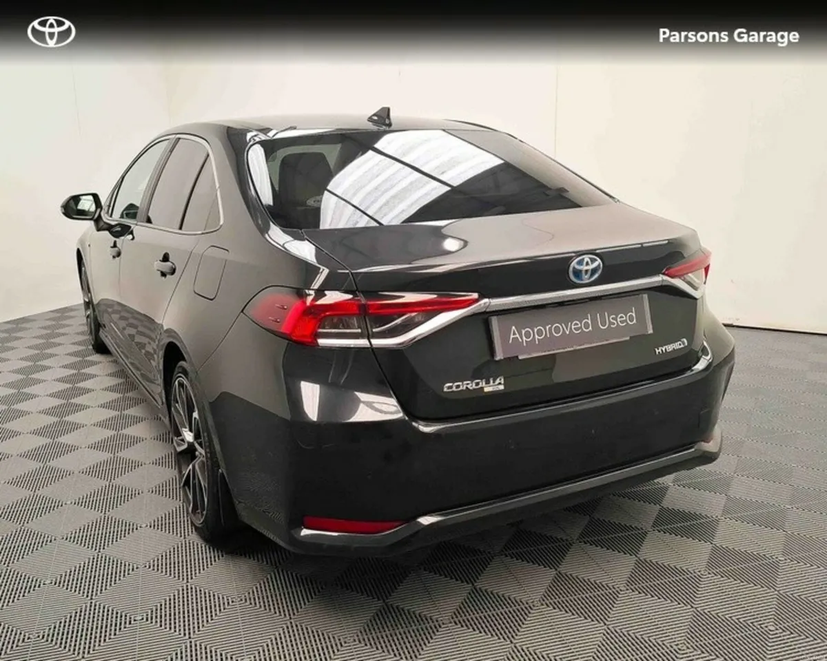 Toyota Corolla COROLLA HYBRID SOL SALOON - Image 2