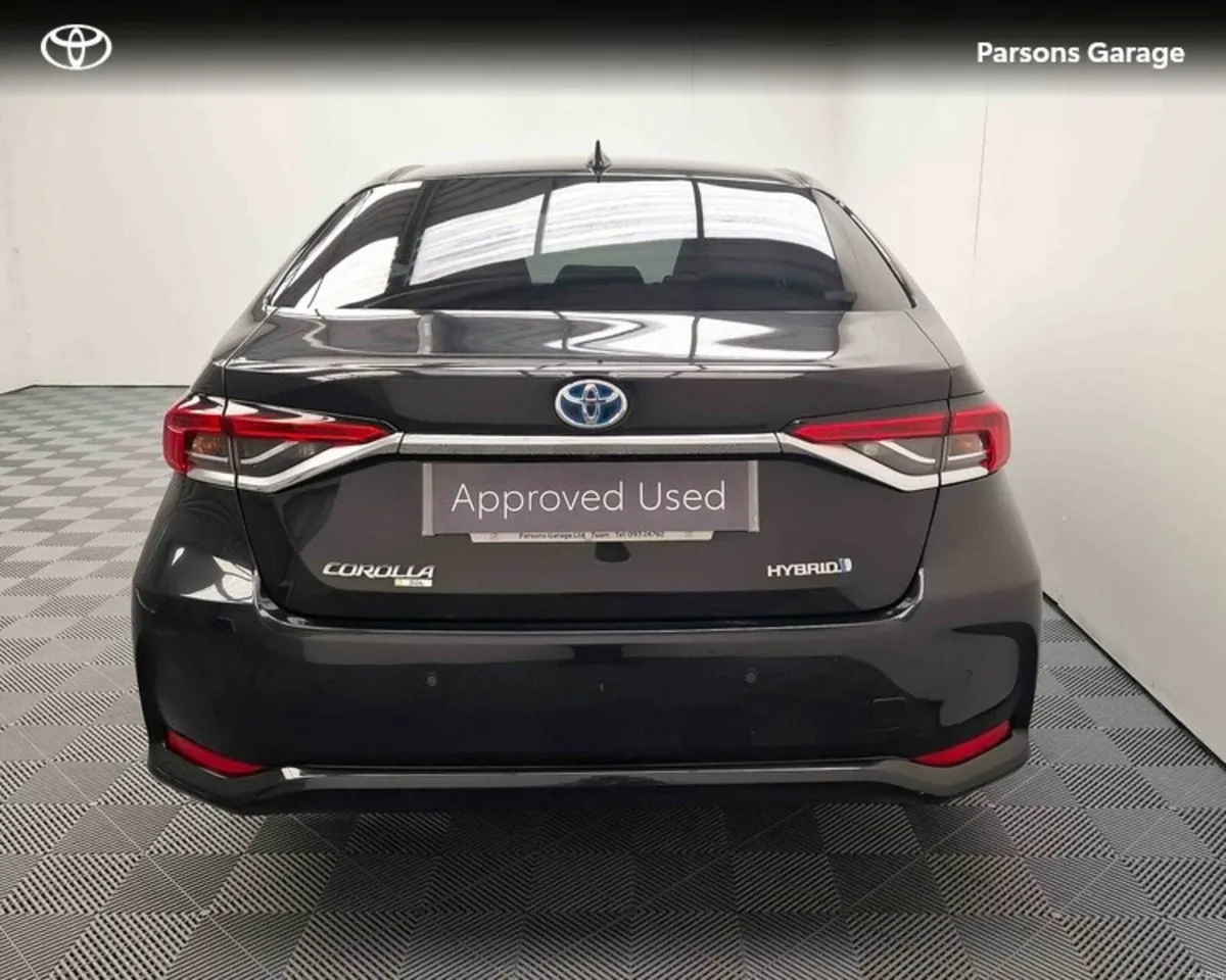 Toyota Corolla COROLLA HYBRID SOL SALOON - Image 4