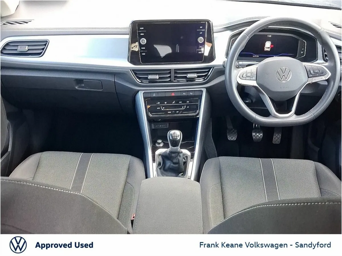 Volkswagen T-Roc *Life* 1.0 TSI 110HP Manual @Fran - Image 2