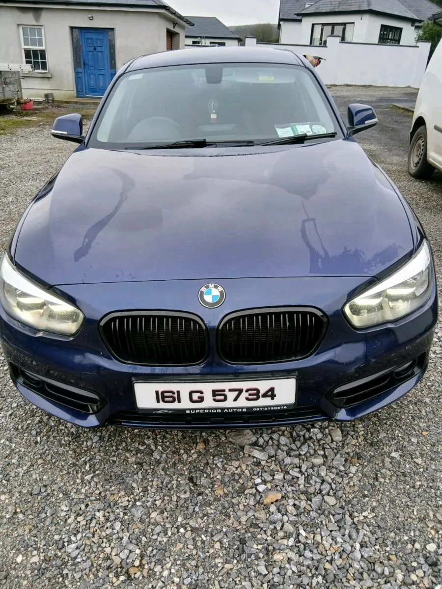 BMW  1 SERIES - Image 1