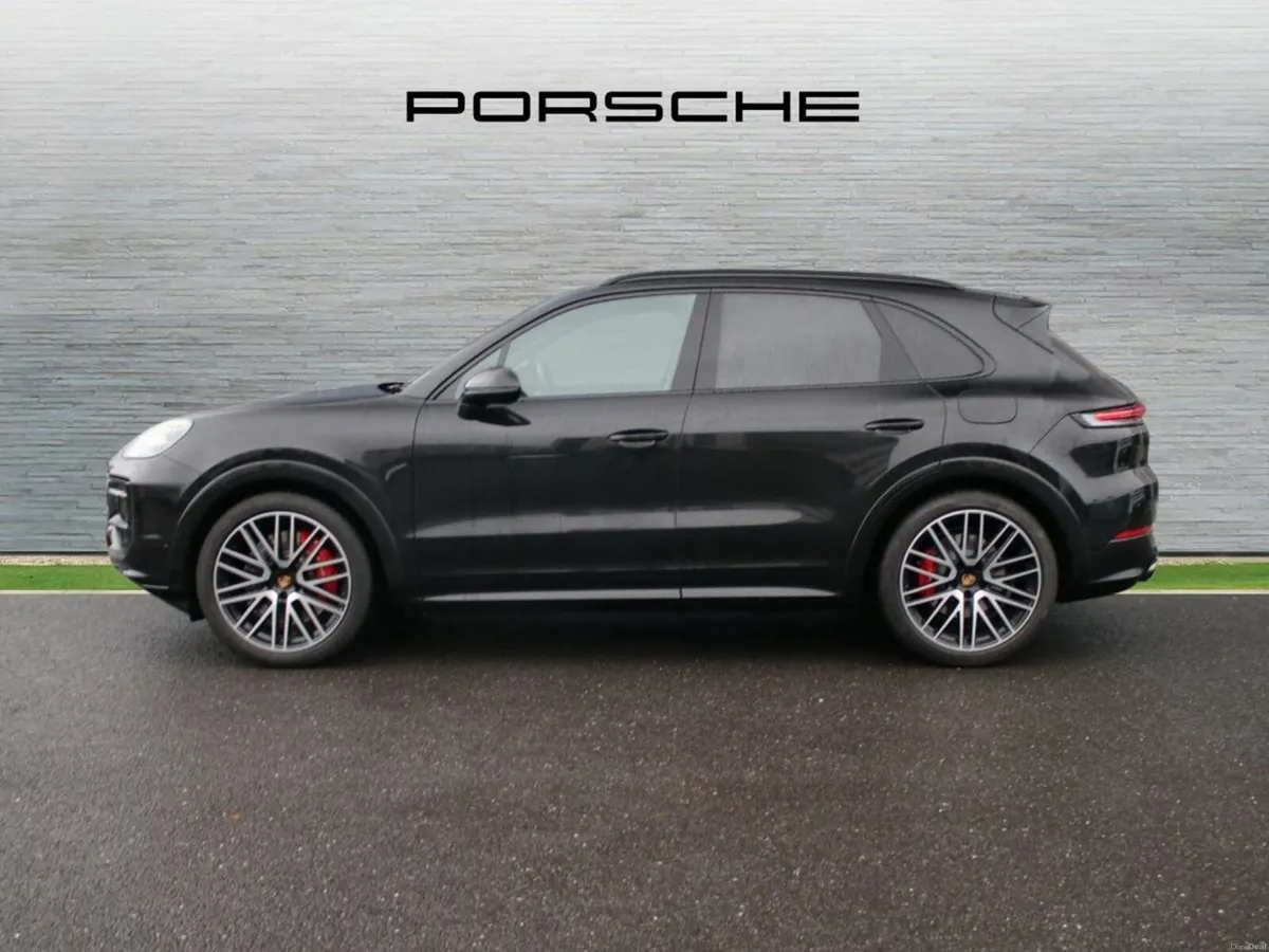 Porsche Cayenne 3.0 S E-Hybrid PHEV Auto - Image 3