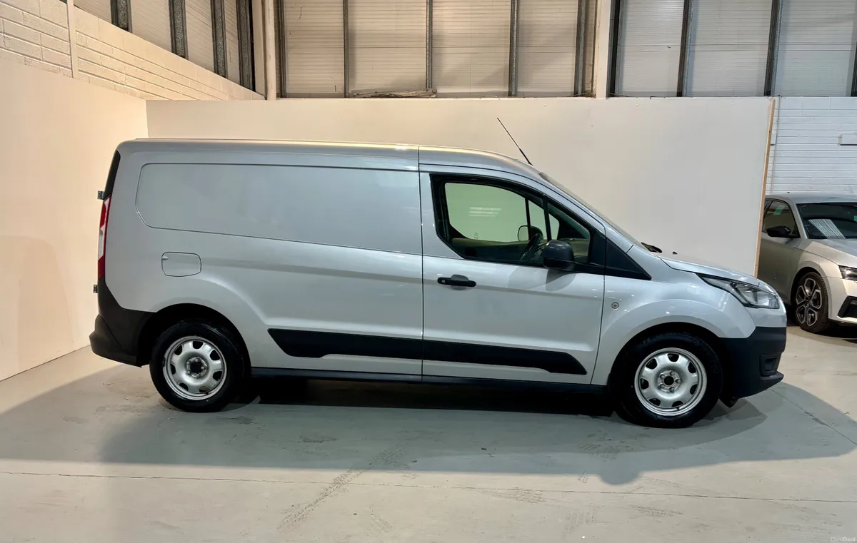 Ford Transit Connect Long Wheelbase - Image 2