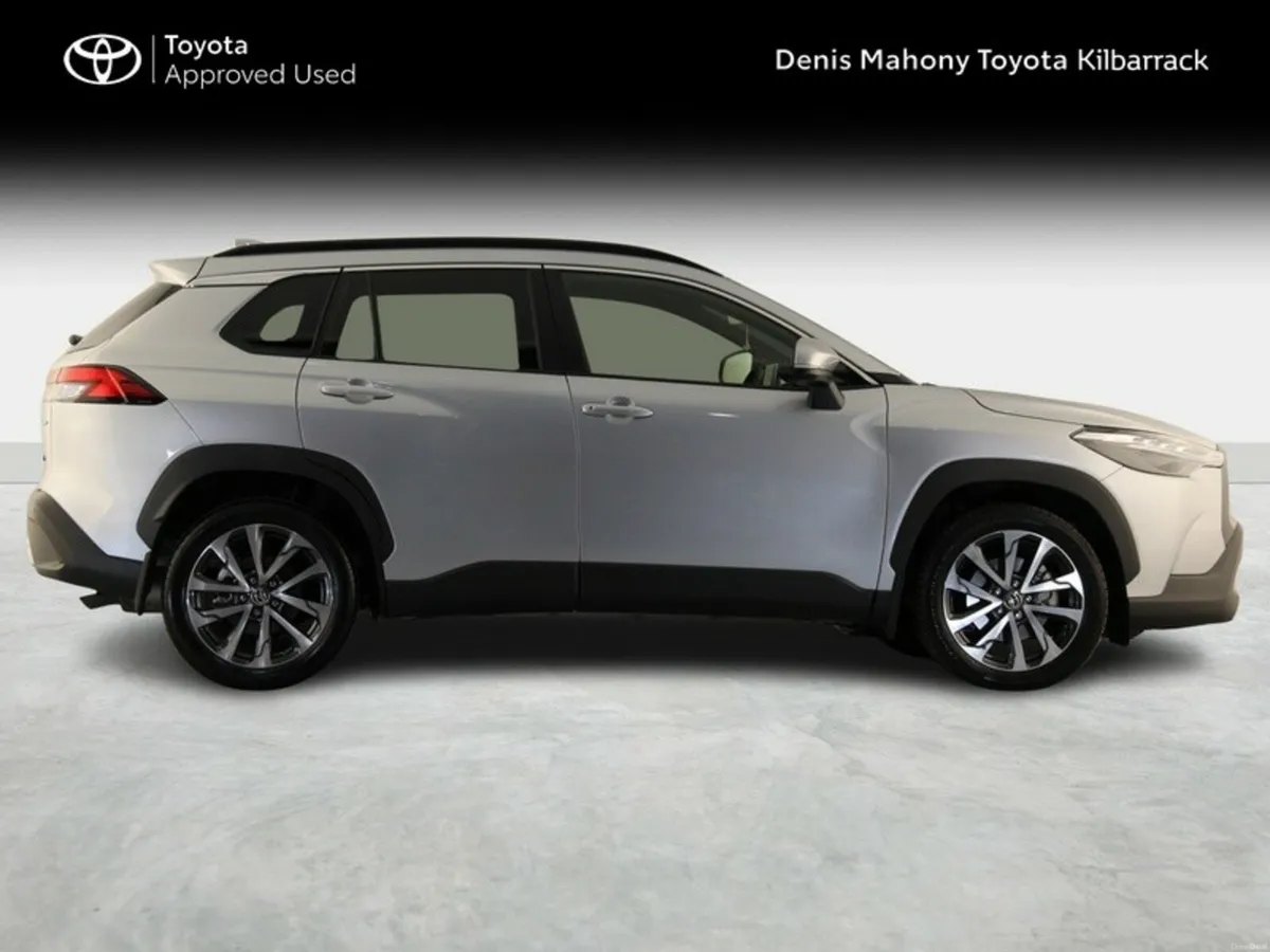 Toyota Corolla Cross 1.8 SPORT - Image 3
