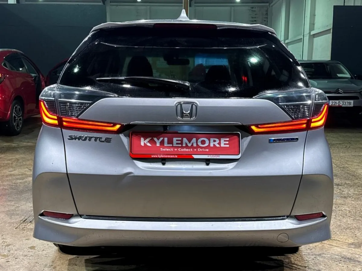 Honda Shuttle 1.5 HYBRID - Image 4