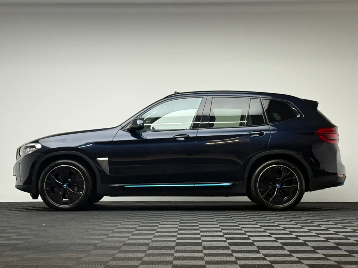BMW iX3 M SPORT - Image 4