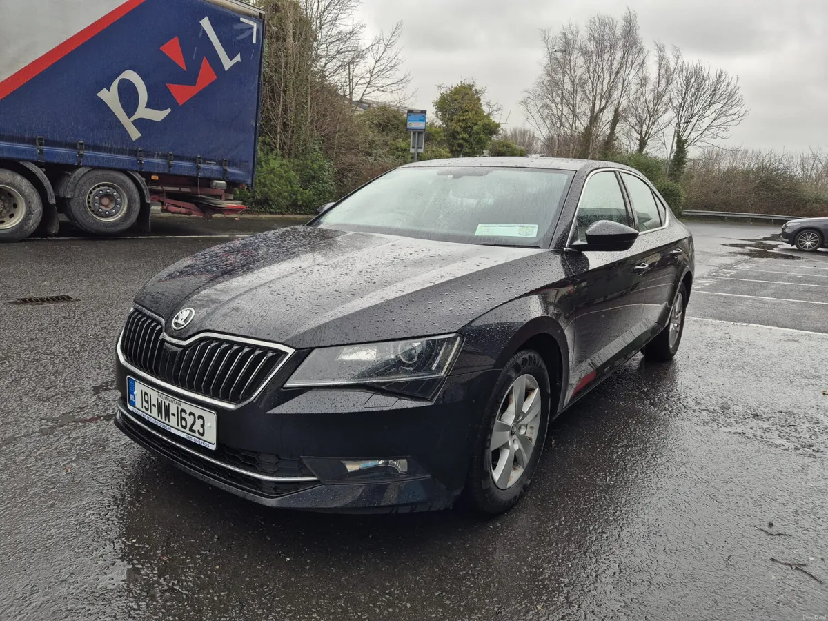 SKODA SUPERB / 2019 / 2.0 DIESEL / MANUAL - Image 1