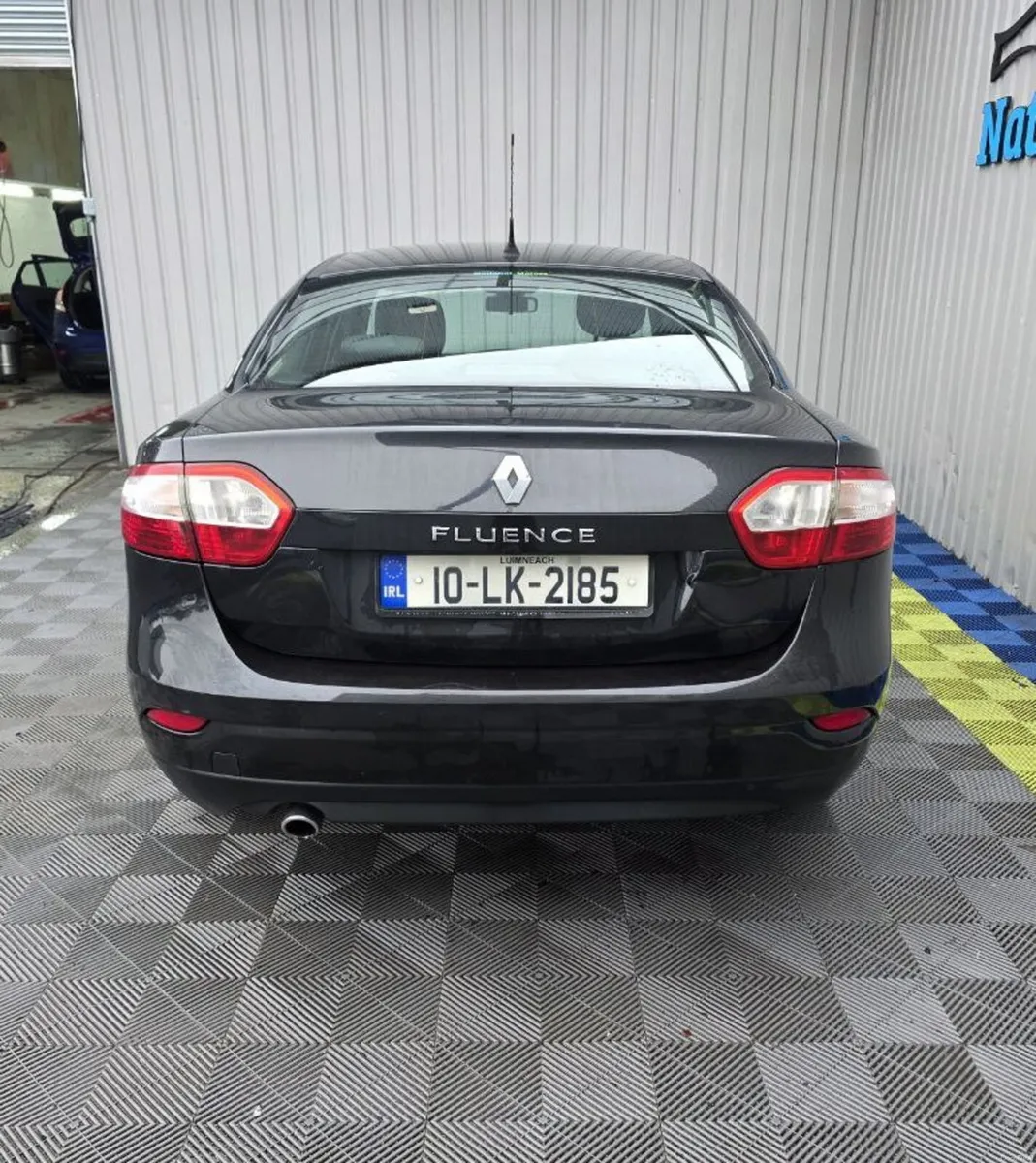 2010 Renault Fluence 1.5 dCi 86 DYNAMIQUE - Image 4