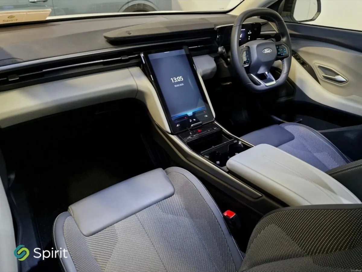 Ford Explorer Extended Range Select  286 Electric - Image 4