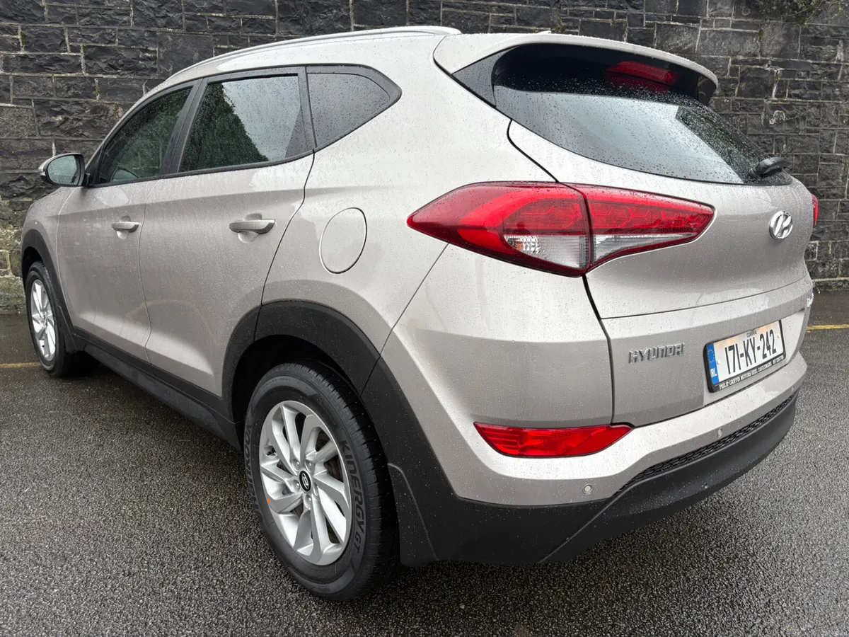 171 Hyundai Tucson AUTO!! Warranty+Trade ins👍 - Image 2