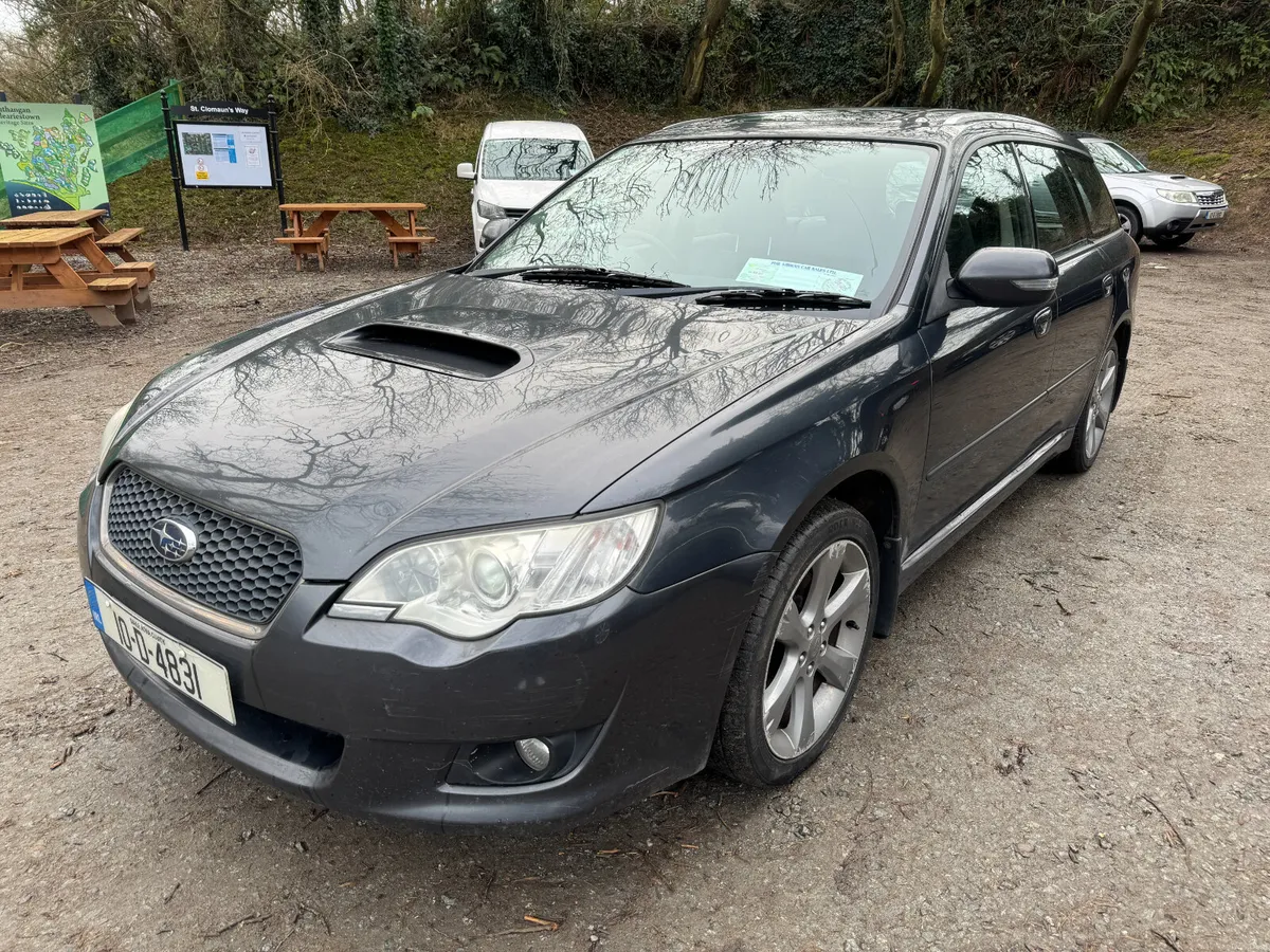 UNRESERVED 2010 SUBARU LEGACY ESTATE FOR AUCTION - Image 1