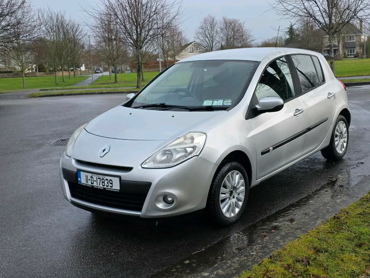 11 Renault Clio 1.2 Low Mileage NCT & TAX - Image 3